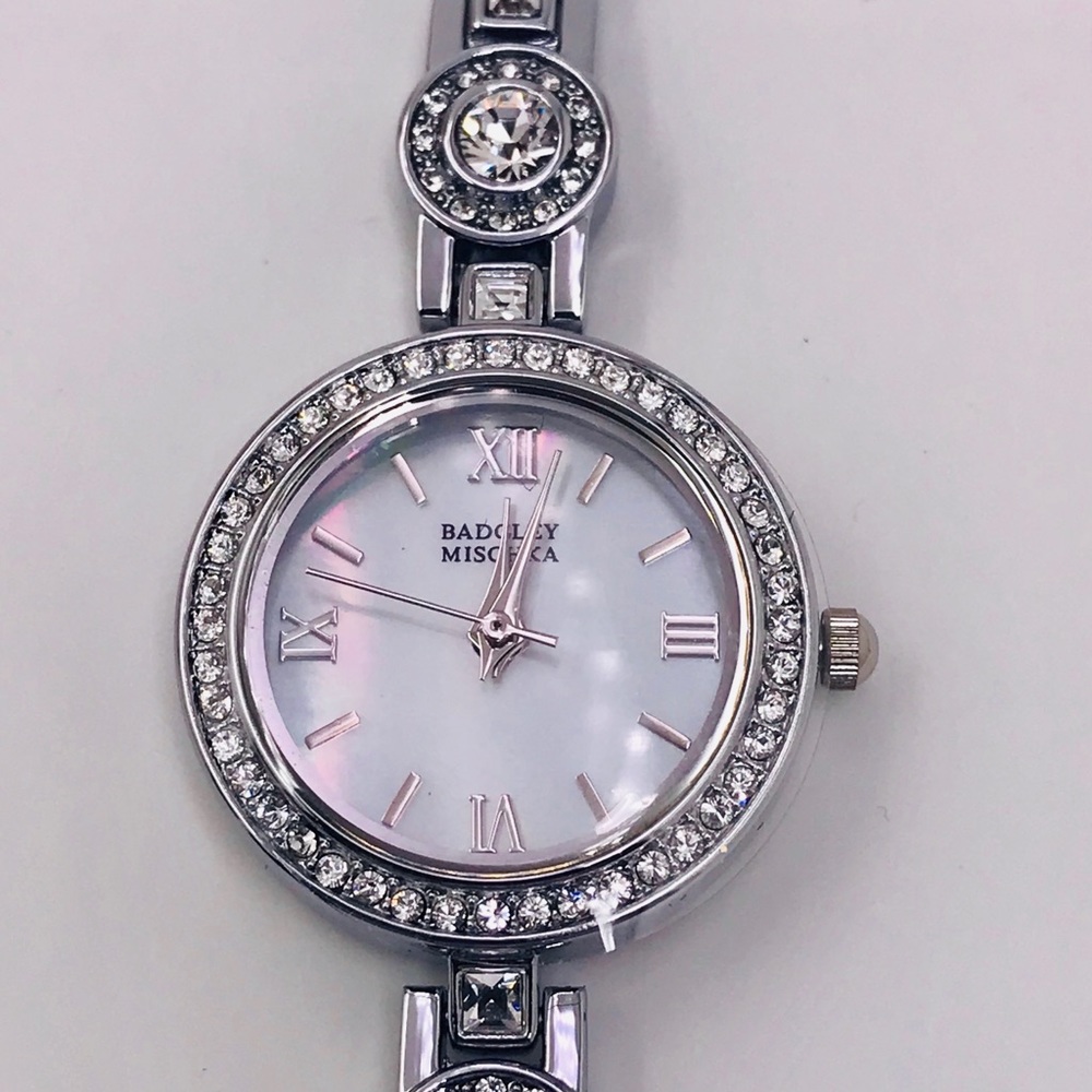 Badgley Mischka Women's Silver-tone Crystal Watch - Picture 7 of 8